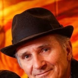 Terry M  / Acoustic guitarist image 5